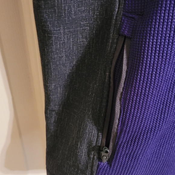 Colosseum JMU Dukes 1/4 Zip. - Picture 7 of 8